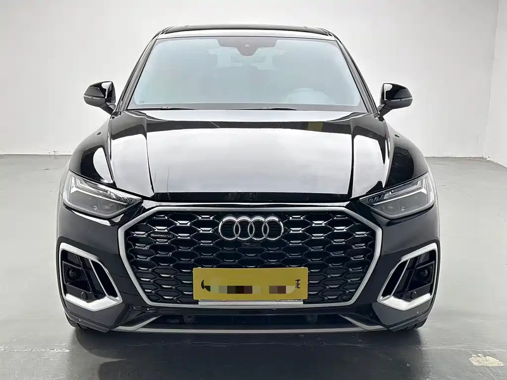 Audi Q5L Sportback — миниатюра 2