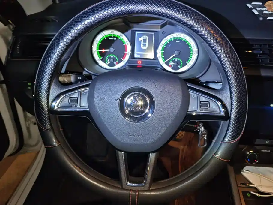 Skoda Octavia — миниатюра 15