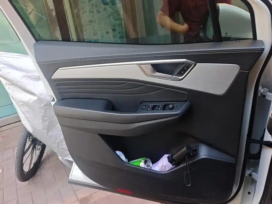 Volkswagen Talagon — миниатюра 7
