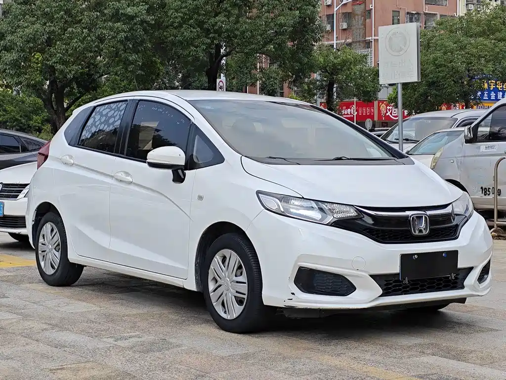 Honda Fit — миниатюра 4