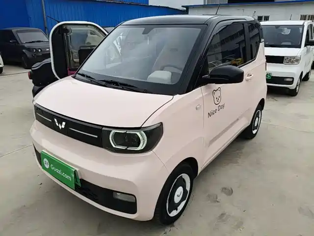 2022 Wuling Motors Hongguang Mini EV