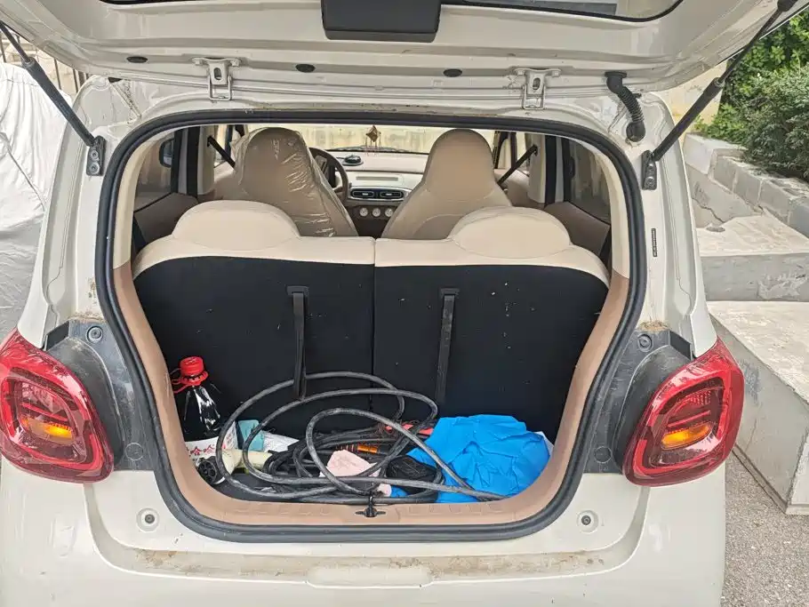 Wuling MINIEV — миниатюра 4