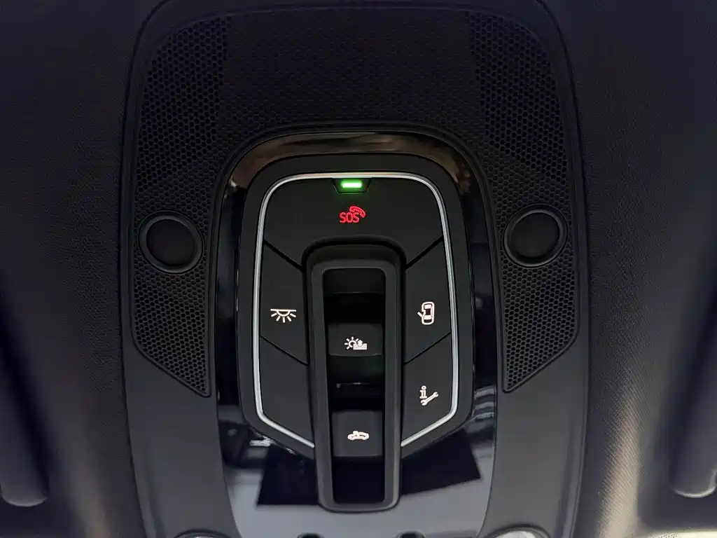 Audi Q5L — миниатюра 17