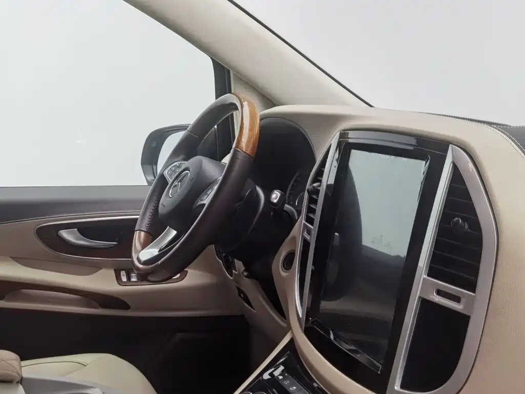Mercedes-Benz Vito — миниатюра 22