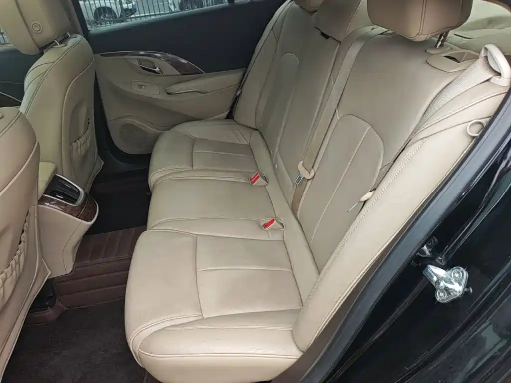 Buick LaCrosse — миниатюра 17