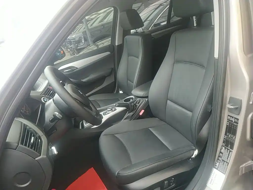 BMW X1 — миниатюра 15