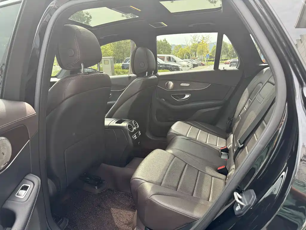 Mercedes-Benz GLC — миниатюра 9