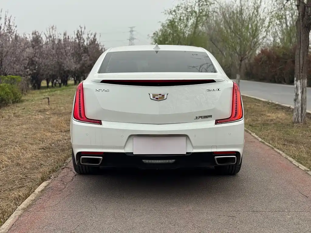 Cadillac XTS — миниатюра 10