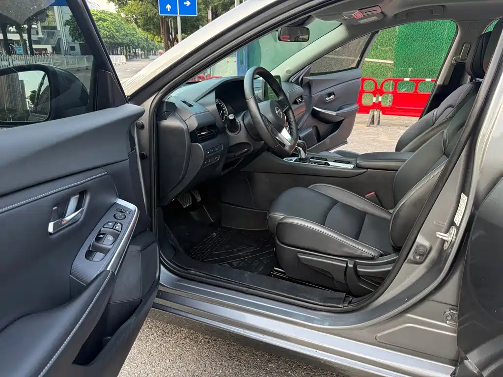 Nissan Sylphy — миниатюра 6