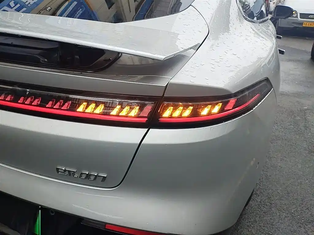 Dongfeng eπ007 2025 565 Max