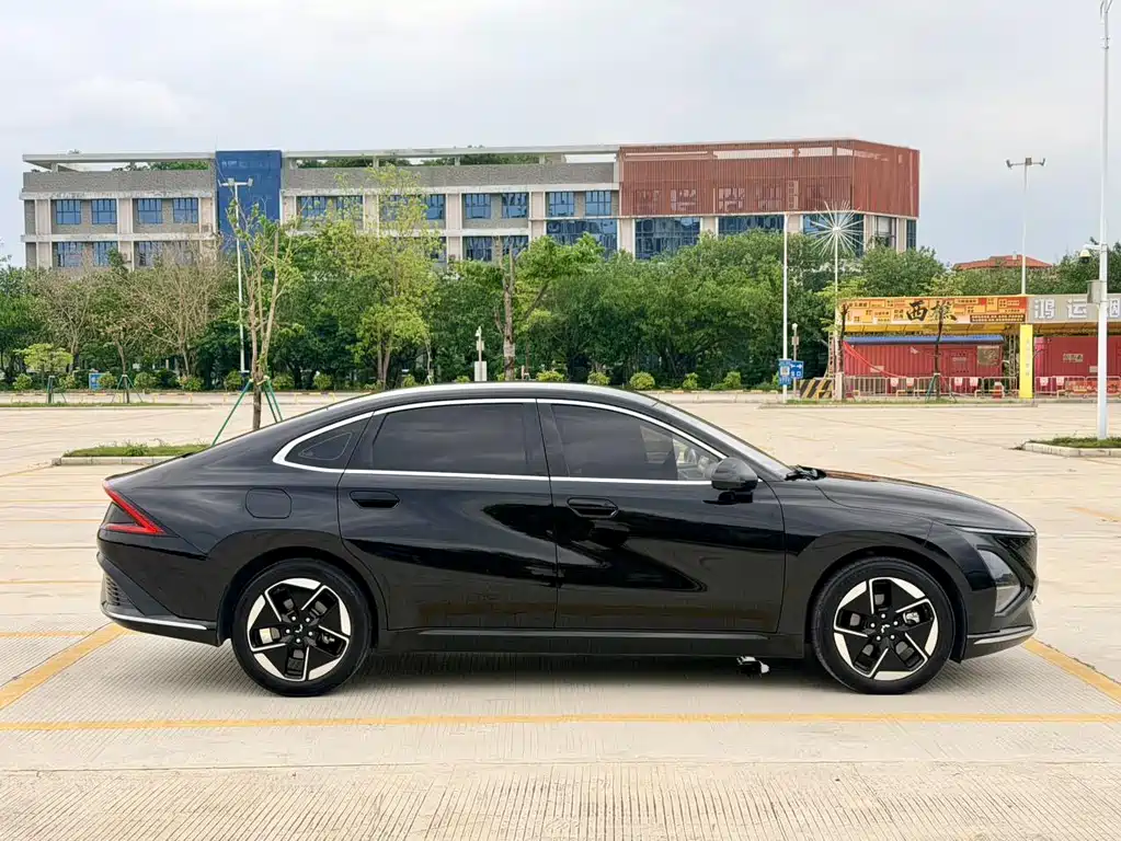 Wuling Xingguang — миниатюра 7