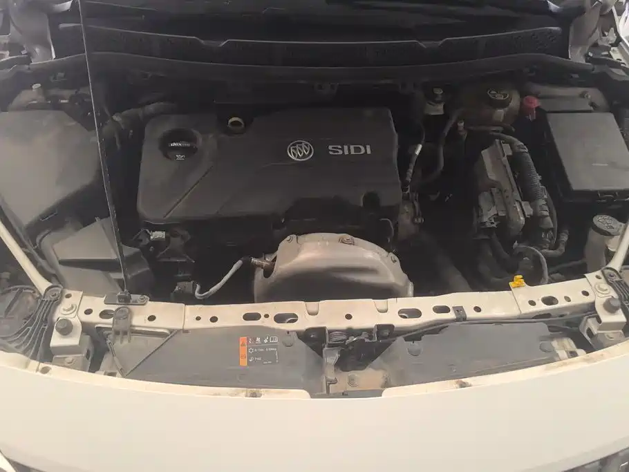 Buick Verano — миниатюра 10