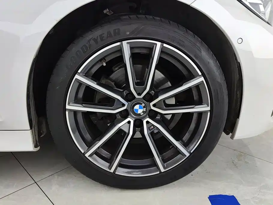 BMW 3 Series — миниатюра 6
