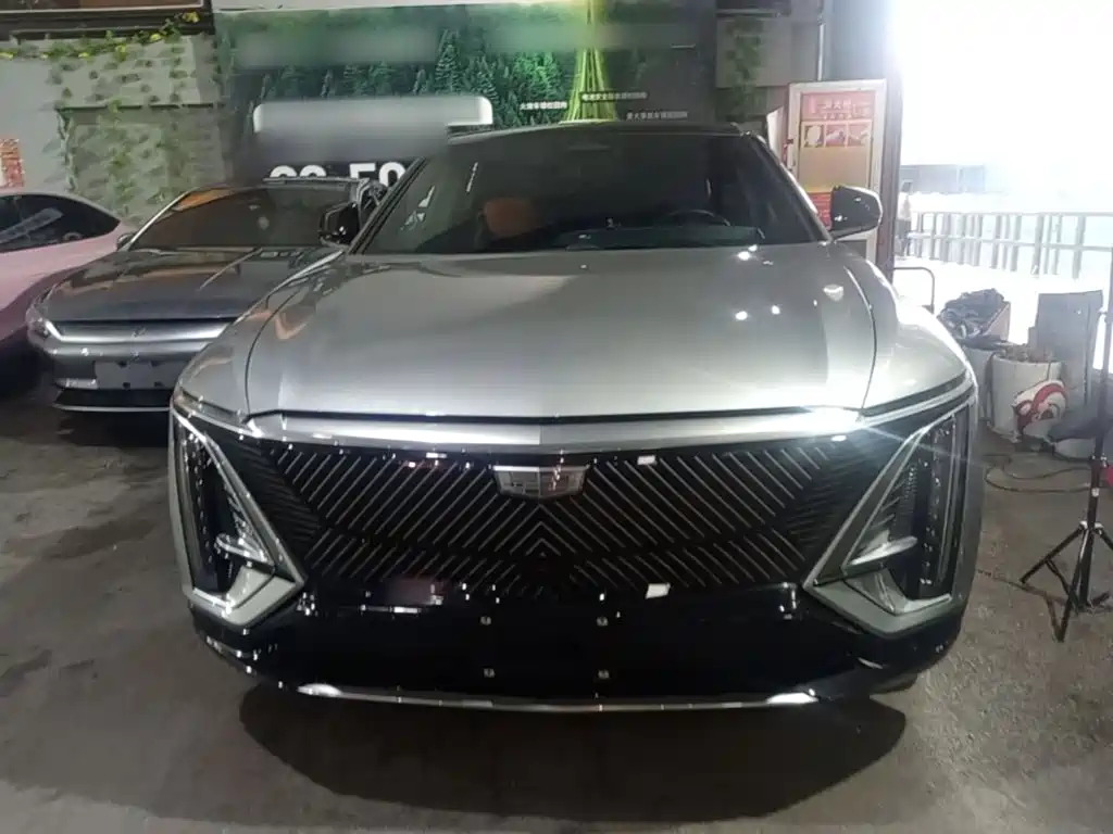 Cadillac Lyriq — миниатюра 3