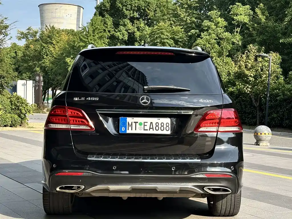Mercedes-Benz GLE (Import) — миниатюра 8