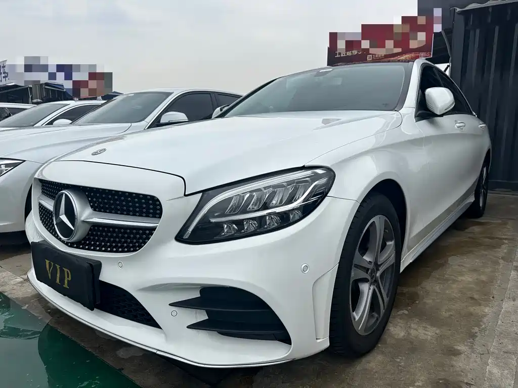 Mercedes-Benz C-Class 2020
