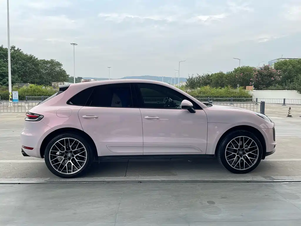 Porsche Macan — миниатюра 4