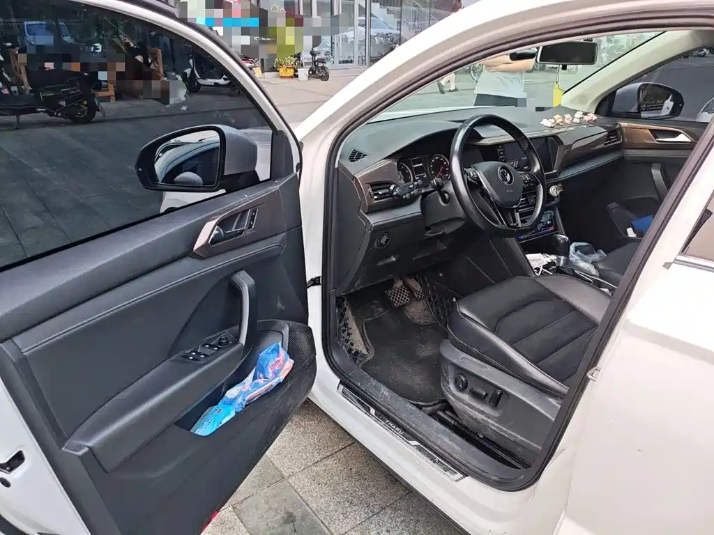 Volkswagen Tharu — миниатюра 17
