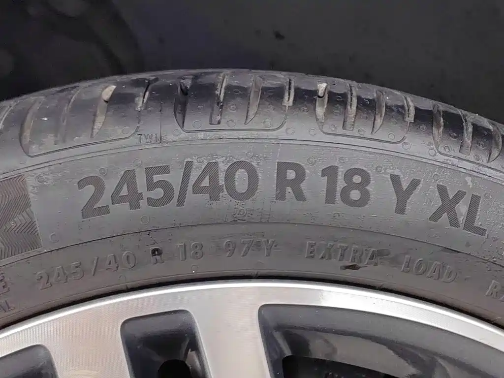 Audi A4L — миниатюра 24