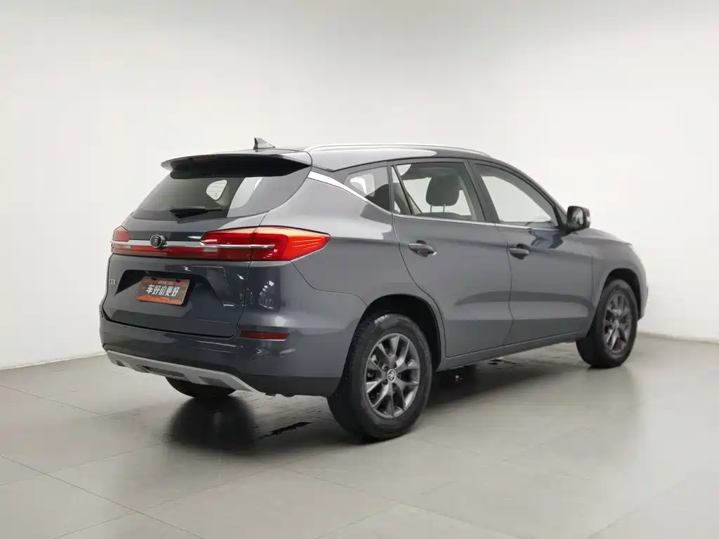 BYD Song — миниатюра 2