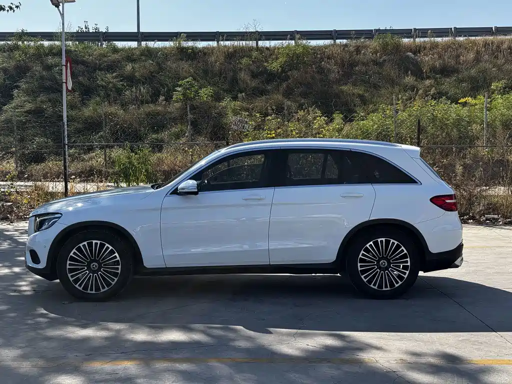 Mercedes-Benz GLC — миниатюра 5