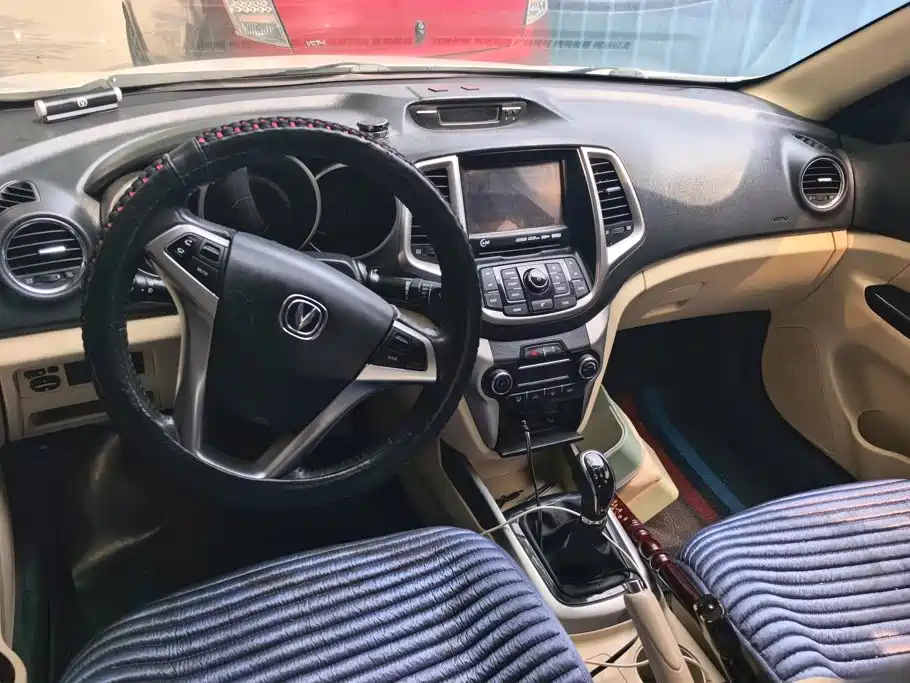 Changan Eado — миниатюра 12