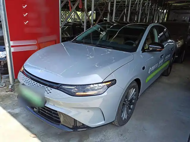 ZERO-RUNNING CAR ZERO RUN C01 2024