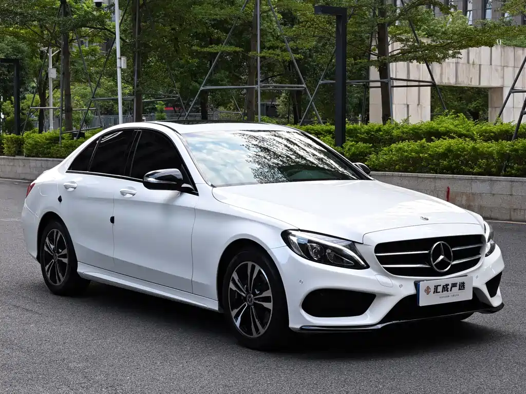Mercedes-Benz C-Class — миниатюра 7