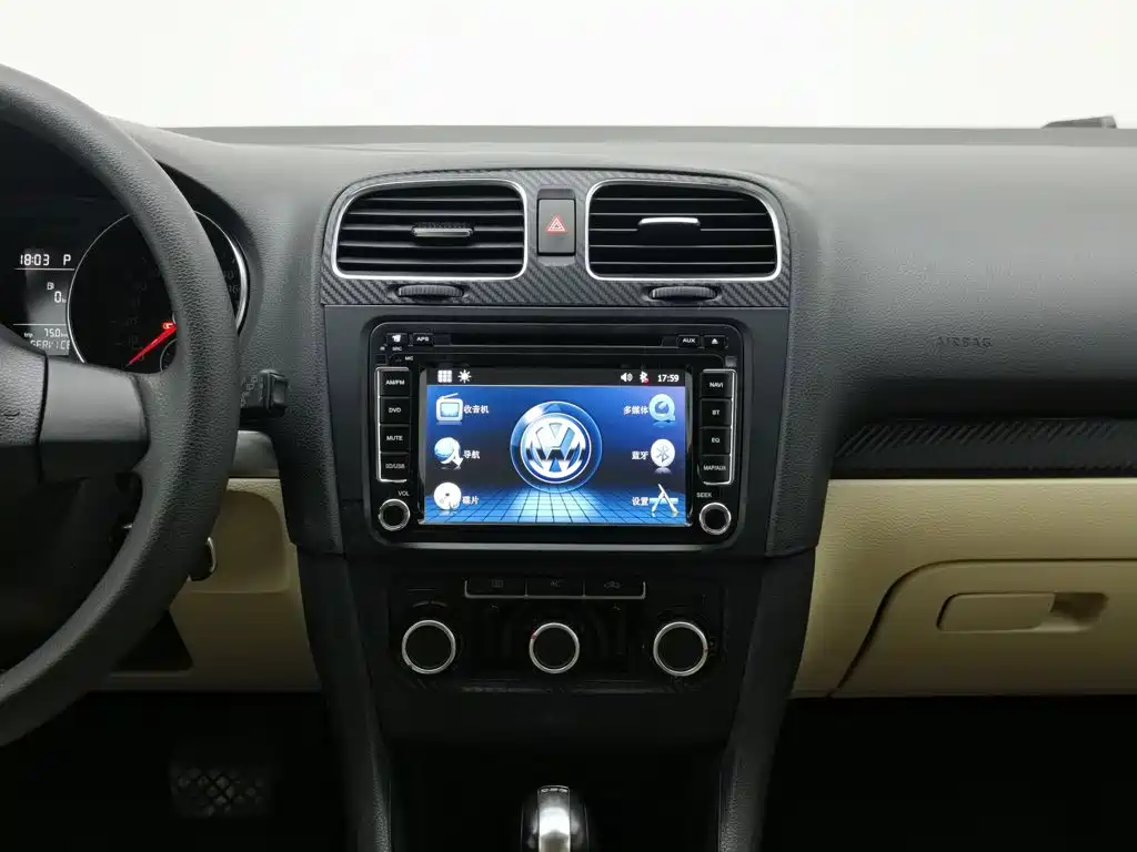 Volkswagen Golf — миниатюра 12
