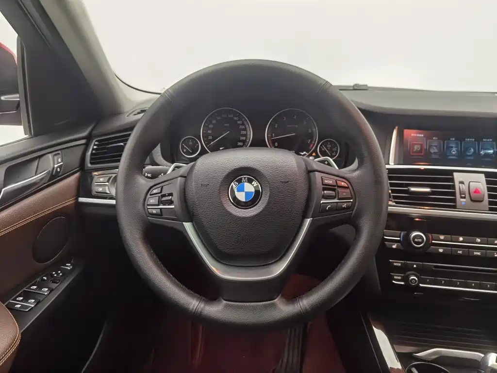 BMW X4 — миниатюра 11