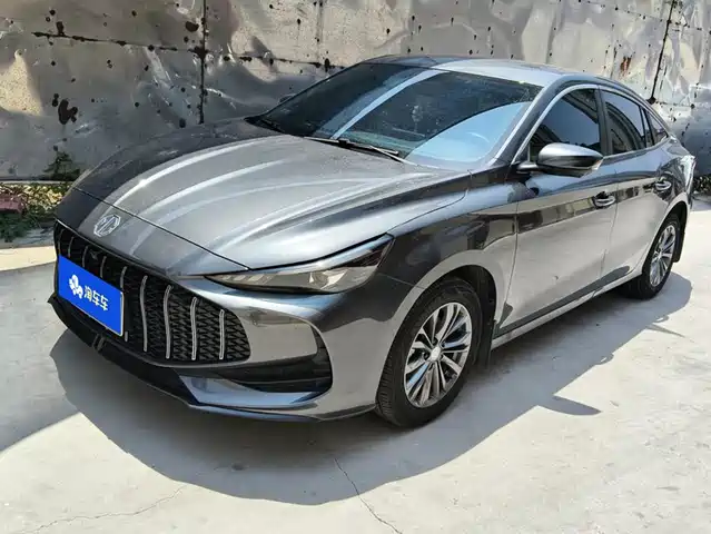 2025 MG MG5 / GT