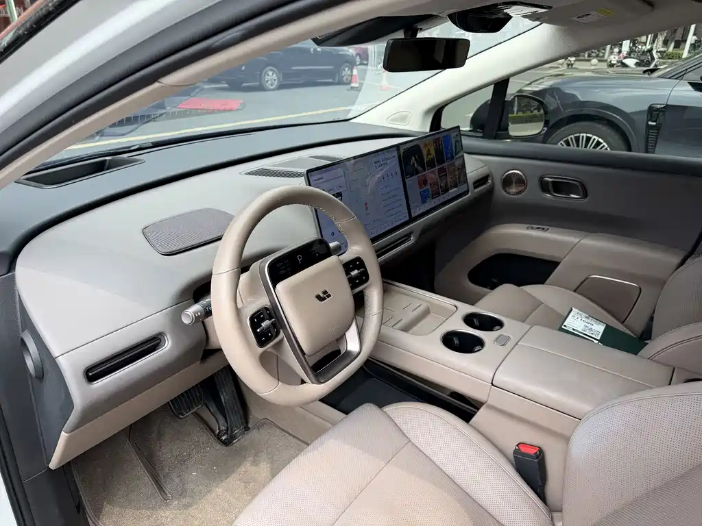 Li Auto Li i8 — миниатюра 19
