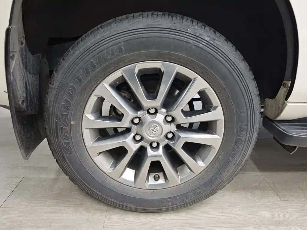 Toyota Prado (Import) — миниатюра 23