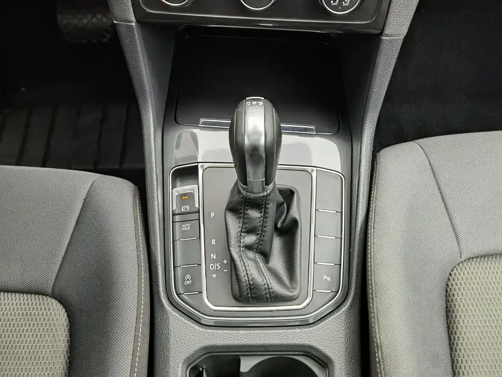 Volkswagen Golf Sportsvan — миниатюра 13