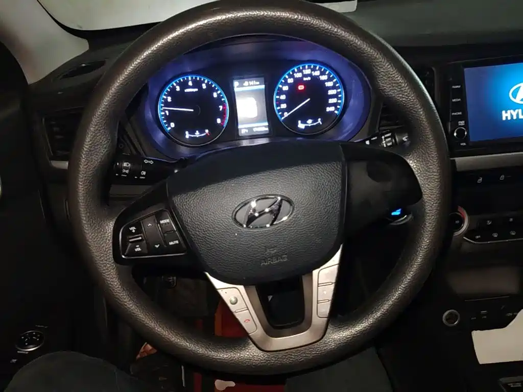 Hyundai Mistra — миниатюра 11