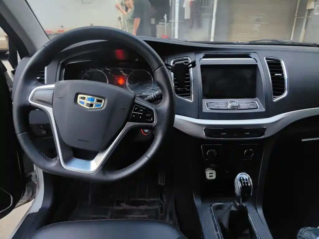 Geely Vision — миниатюра 10