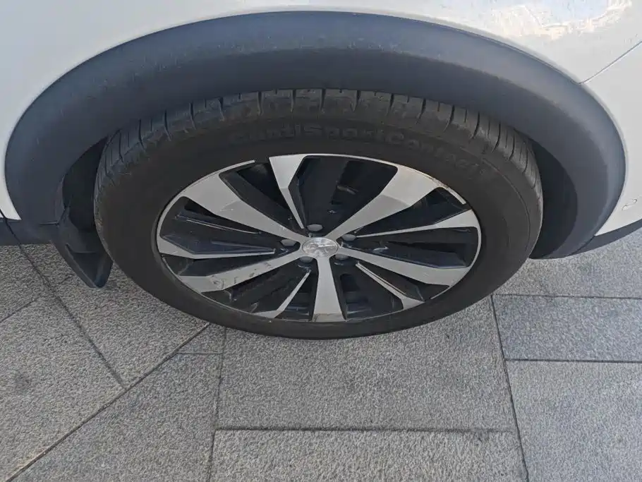 Peugeot 5008 — миниатюра 6