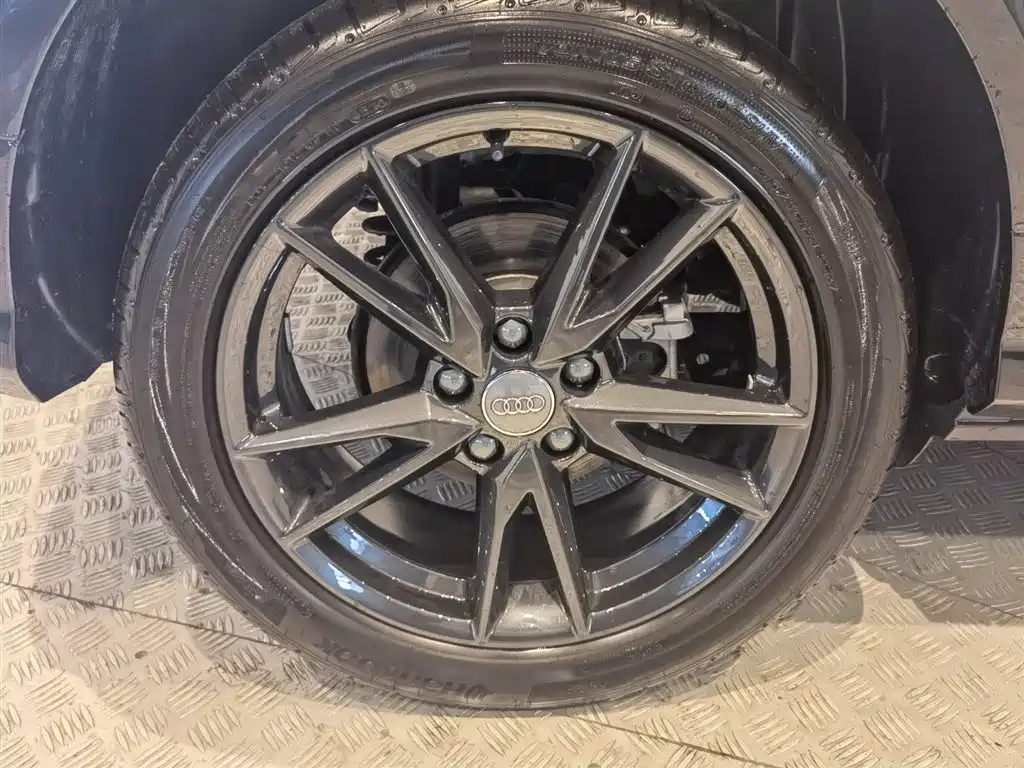 Audi Q2L 2020 35 TFSI