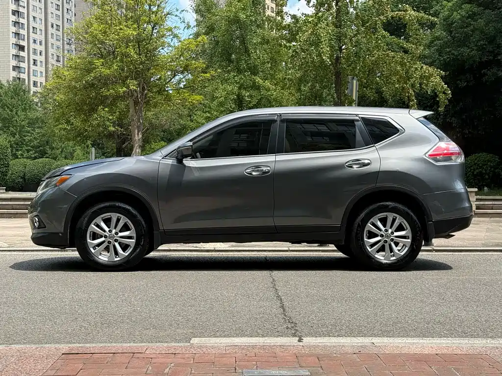 Nissan X-Trail — миниатюра 7