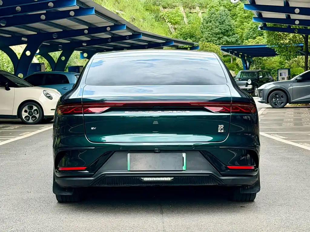 BYD Han — миниатюра 14
