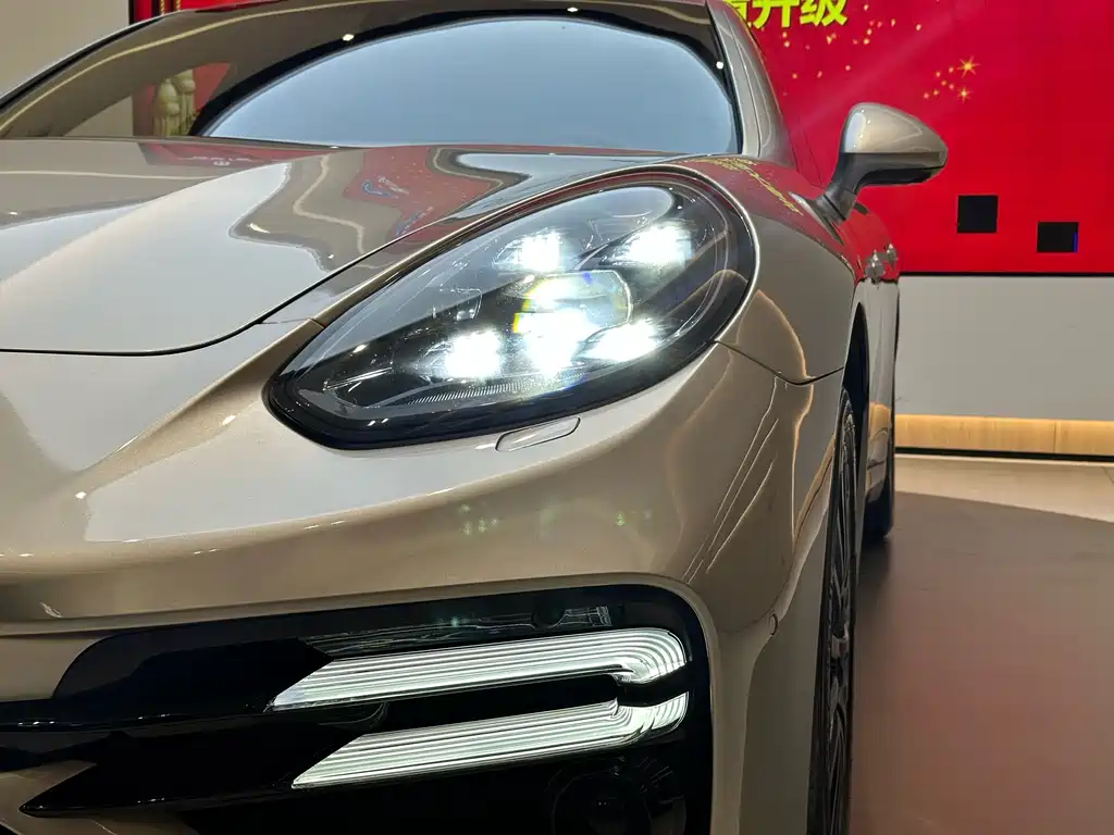 Porsche Panamera 2014 Panamera Executive 3.0T