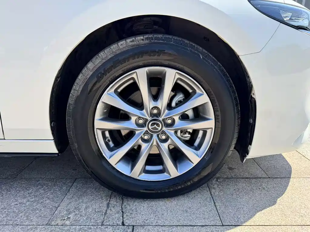 Mazda 3 Axela — миниатюра 9
