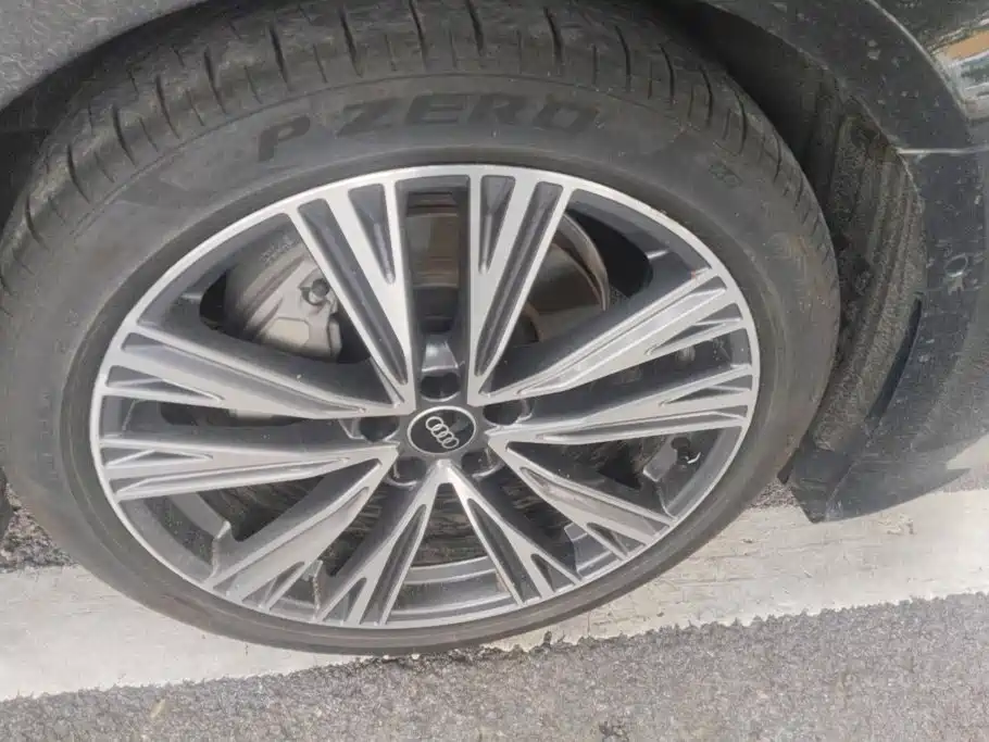 Audi A6L 2026 45 TFSI quattro