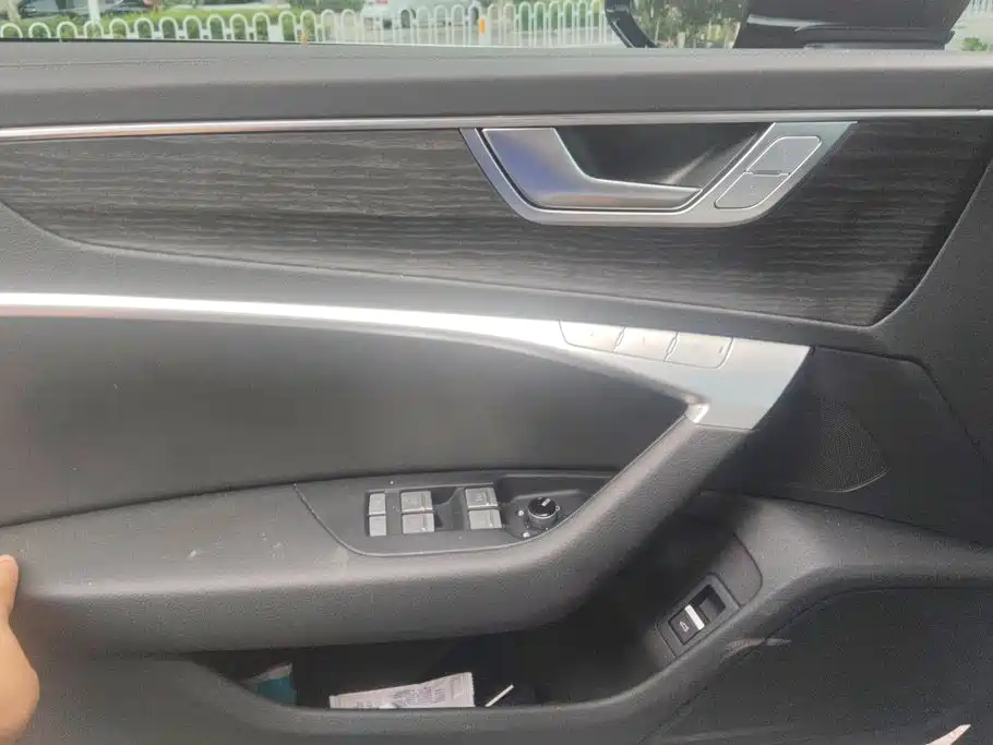 Audi A6L 2026 45 TFSI quattro