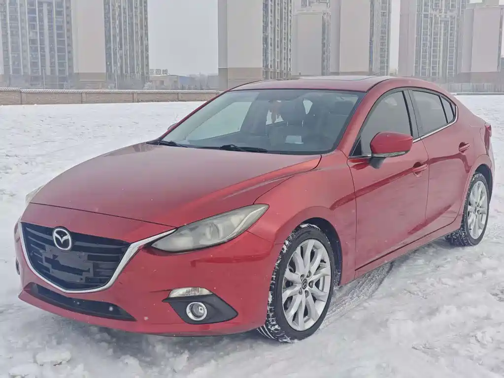 Mazda 3 Axela 2015