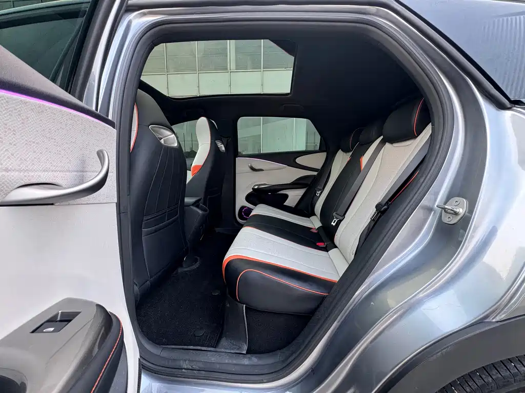 BYD Dolphin — миниатюра 5
