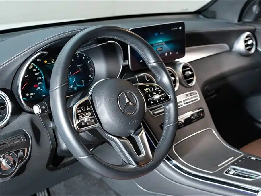 MERCEDES-BENZ GLC COUPE