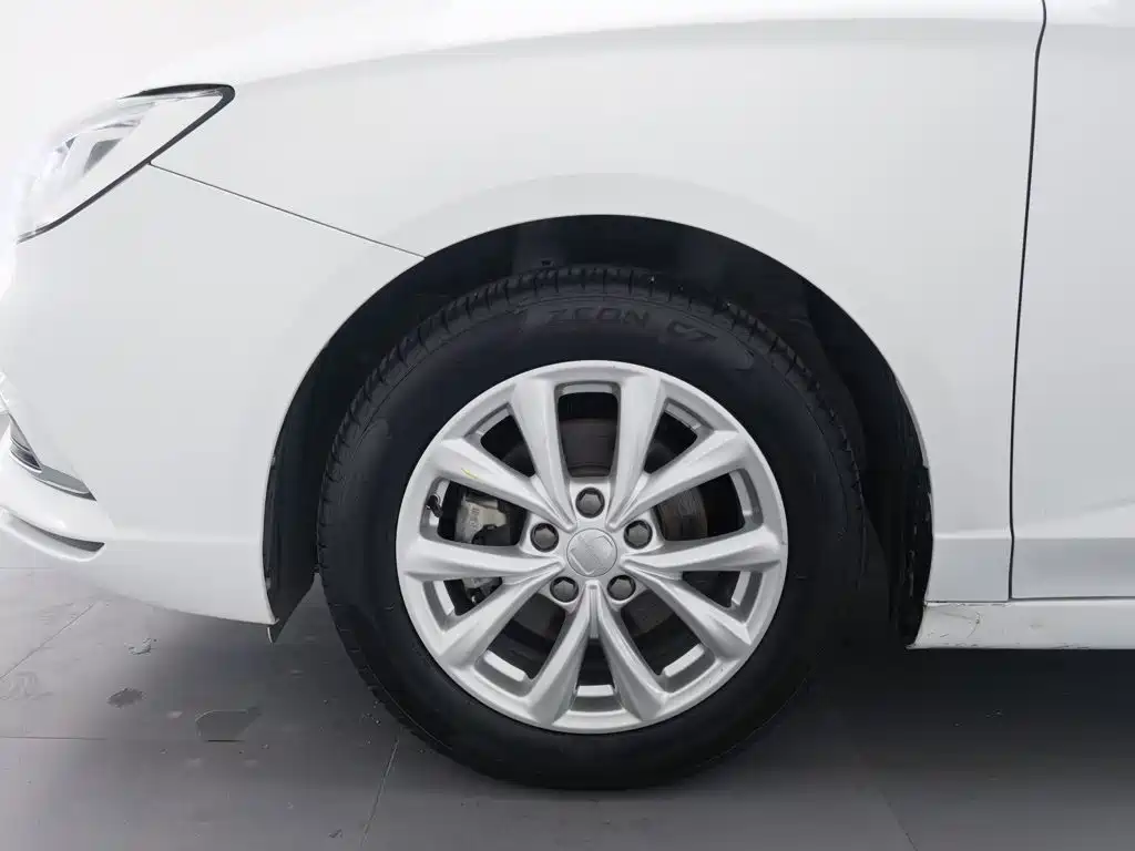 Roewe i5 — миниатюра 17