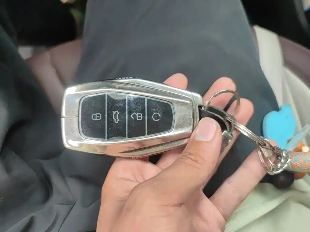 Geely Xingyue L — миниатюра 9