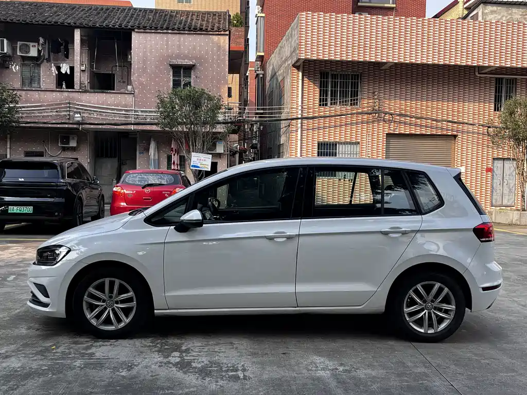 Volkswagen Golf Sportsvan — миниатюра 4